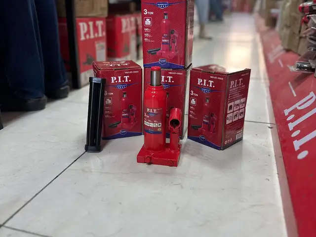 Домкрат, Душанбе