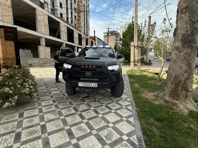 Toyota Tacoma