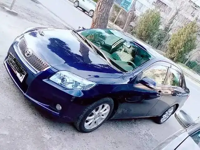 Toyota Axio