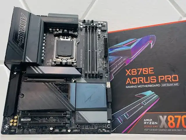 Материнская плата GIGABYTE X870E AORUS PRO WIFI7, Душанбе