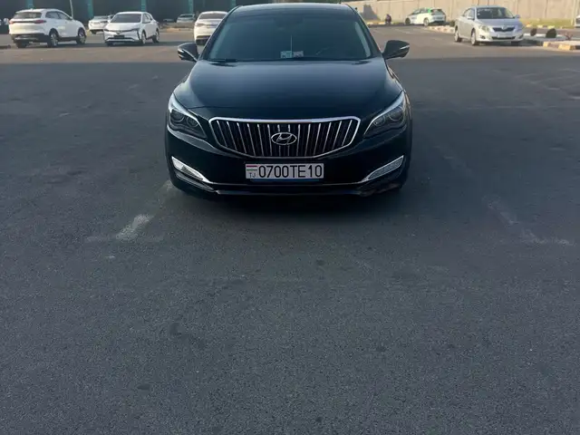 Hyundai Aslan