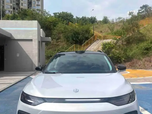 Leapmotor C11