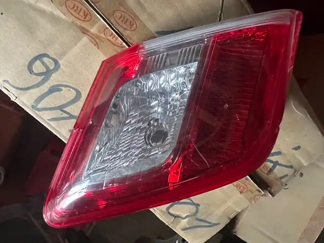 Фара задний Toyota camry, Душанбе