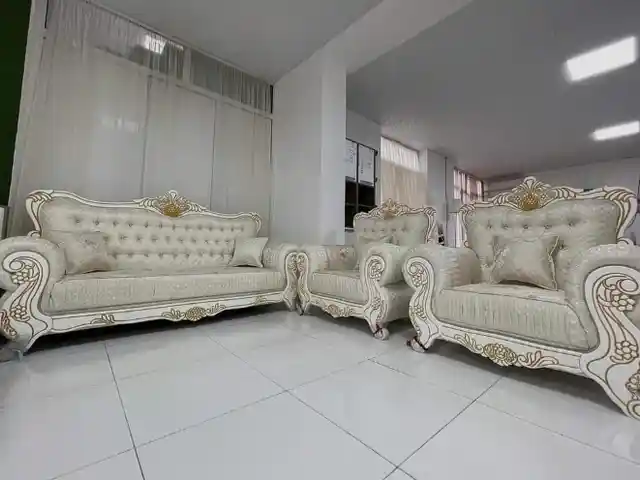 Диван с креслами, Душанбе
