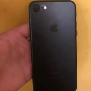 Apple iPhone 7, 128 gb, Худжанд