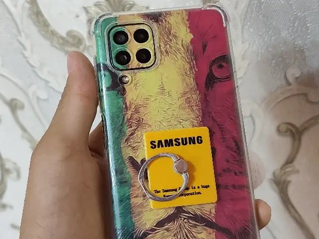 Samsung Galaxy M32 128Gb, Исфара