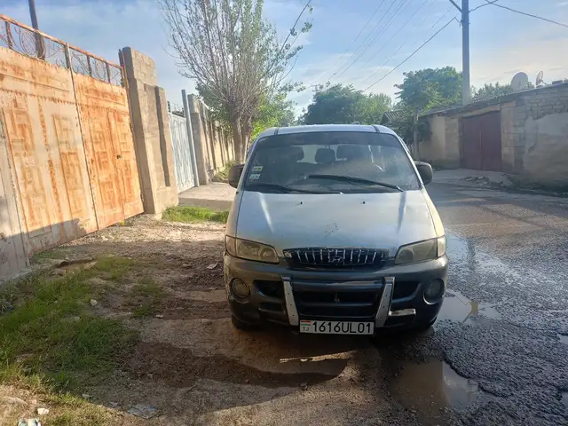 Микроавтобус Hyundai Starex, 2000, Душанбе