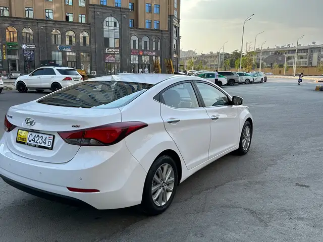 Hyundai Avante, 2014, Душанбе - 12