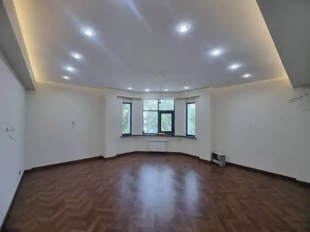 Помещение под офис, 136м², И. Сомони, Душанбе