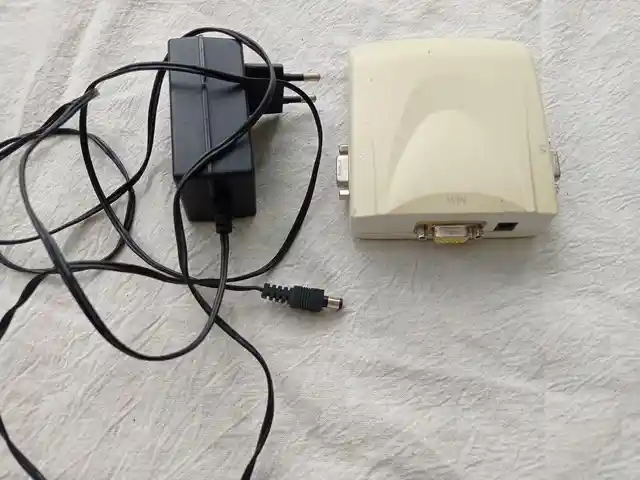 Модем компьютерный VGA Splinter на 2 монитора, Душанбе
