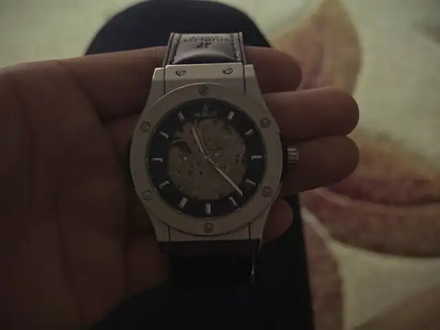 Часы Hublot, Худжанд