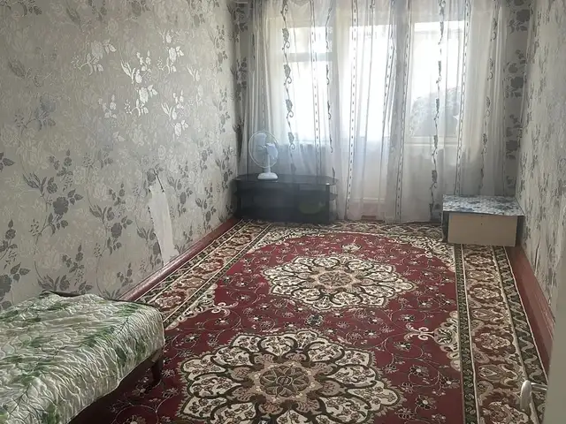 3-комн. квартира, 3 этаж, 90 м², 18 мкр, Хуҷанд