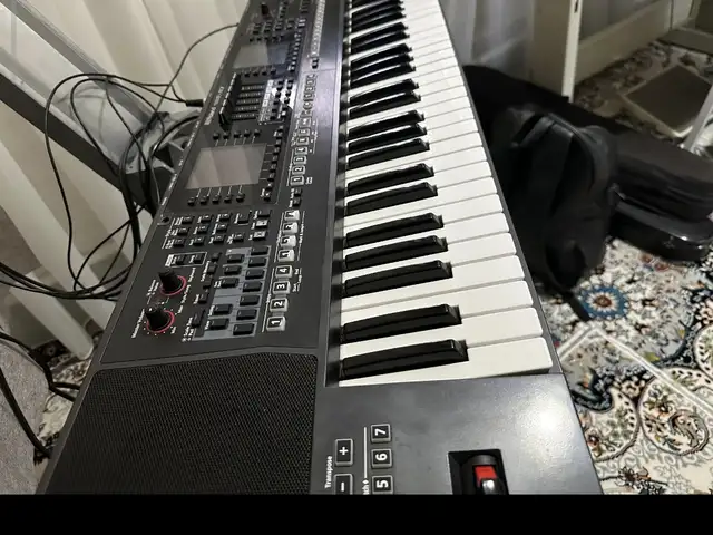Синтезатор Roland EA7, Худжанд
