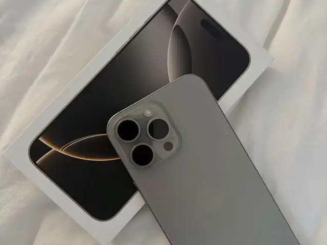 Apple iPhone 16 Pro Max, 256 gb, Natural Titanium, Исфара