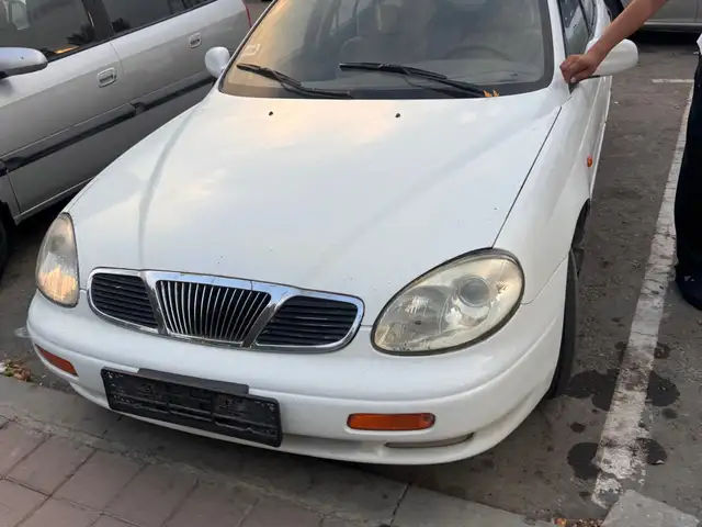 Daewoo Leganza