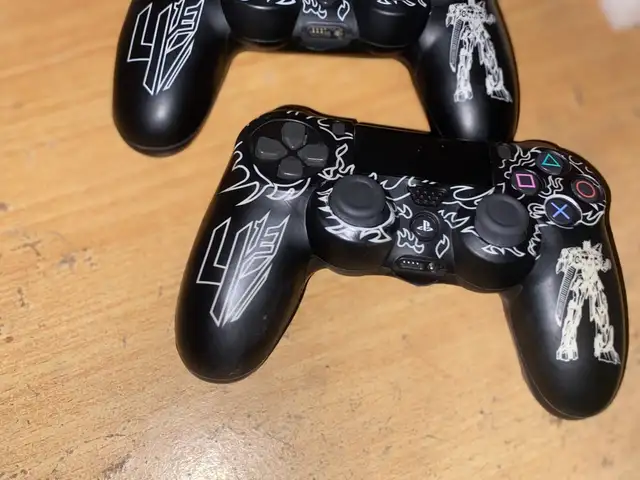 Игровая приставка Sony PlayStation 4 slim с версией 9.00, Данғара