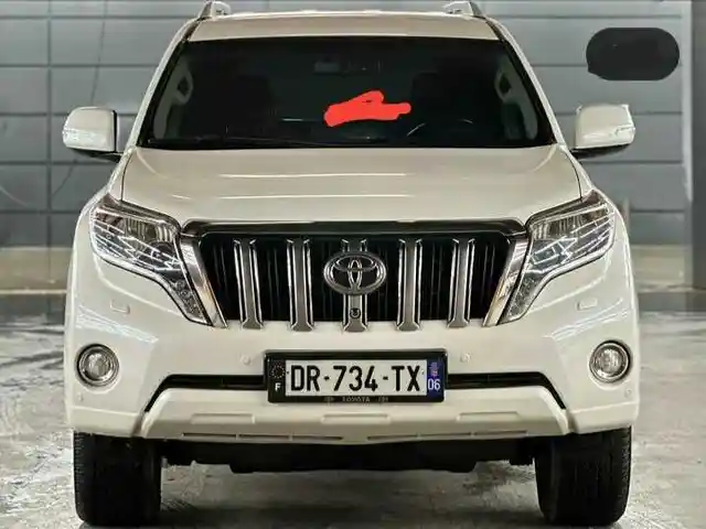 Лобовое стекло на Toyota Prado 2017, Душанбе