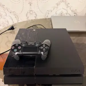 Игровая приставка Sony PS 4, Ҷаббор Расулов