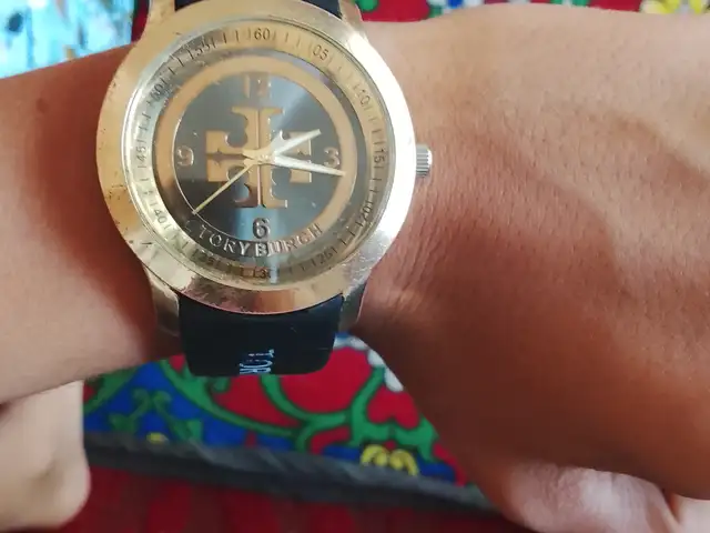 Оригинальные часы TORY BURCH, Худжанд