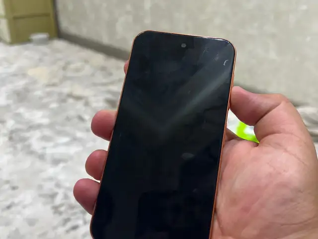 Apple iPhone 17 Pro Max, 16 gb, Cosmic Orange, Душанбе