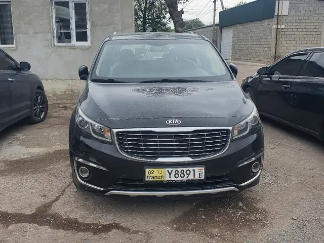 Kia Carnival