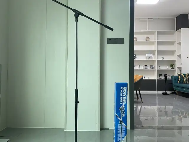 Стойка микрофона, Кӯлоб