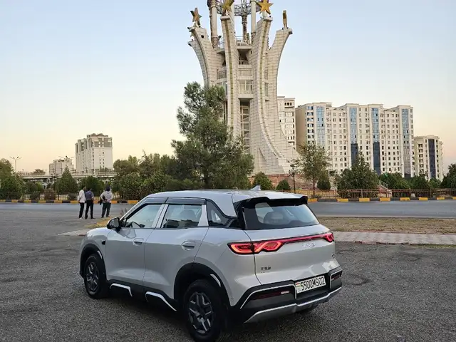 BYD Yuan Up