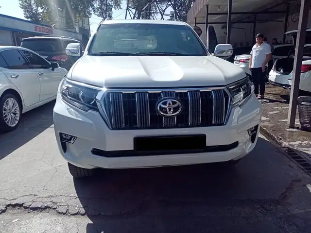 Облицовка от Toyota Prado 2018-2022, Душанбе
