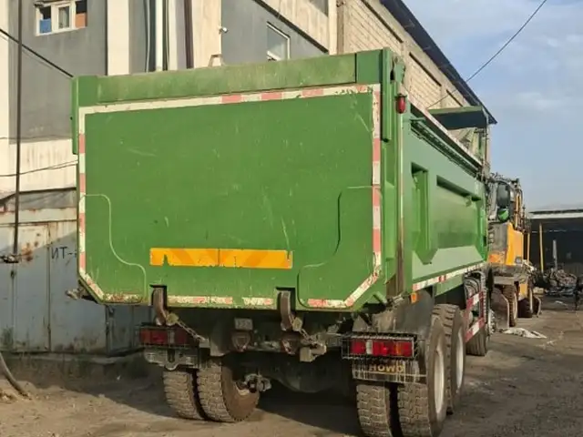 Самосвал, Душанбе