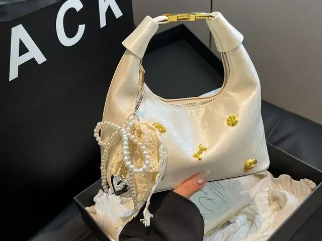 Женская сумочка, Хуҷанд