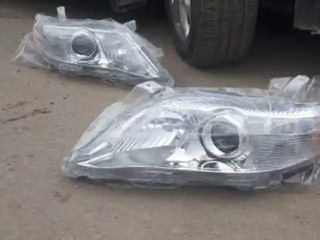 Передние фары Toyota Camry 2 2010-2011 XLE Китайский, Душанбе