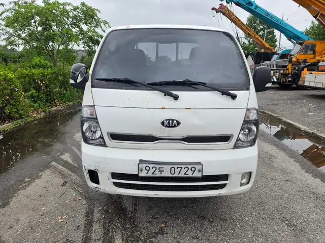 Бортовой автомобиль Kia, 2017, Худжанд