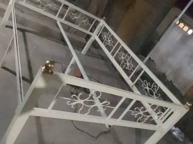 Тапчан, Душанбе