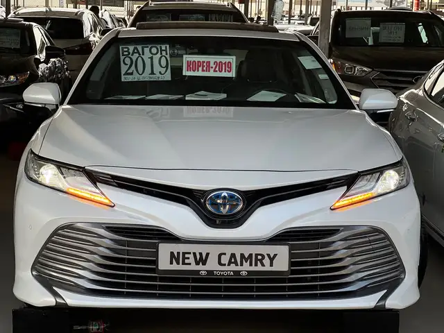Toyota Camry, 2019, Душанбе - 3