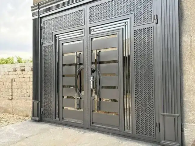 Дарвоза, Душанбе