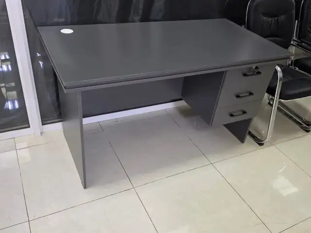 Стол письменный, Душанбе