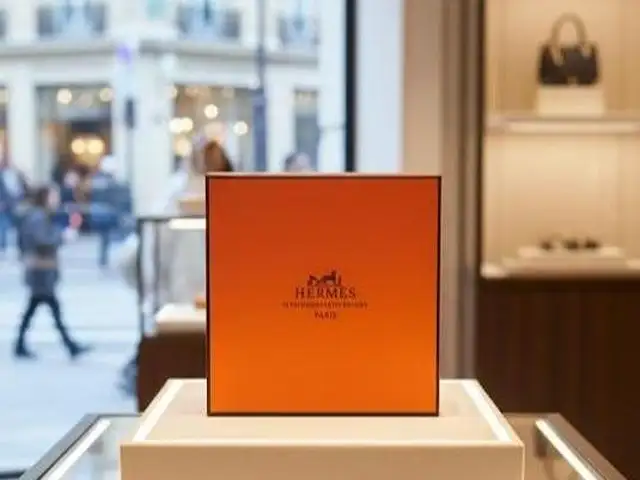 Ремень Hermes, Душанбе