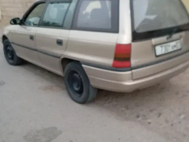 Opel Astra F