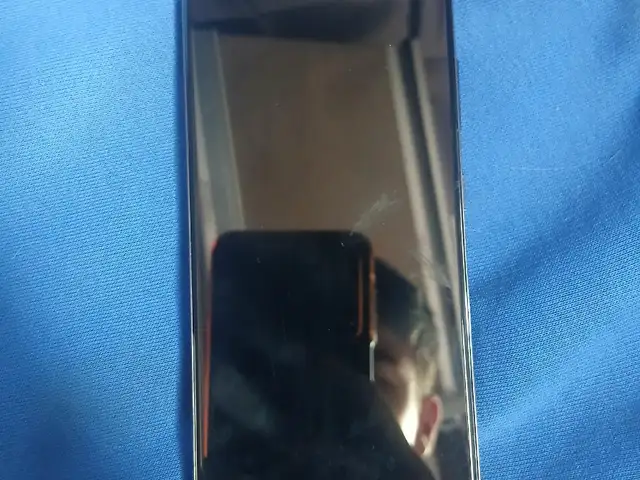 Samsung Galaxy S20 5g carea, Хуҷанд