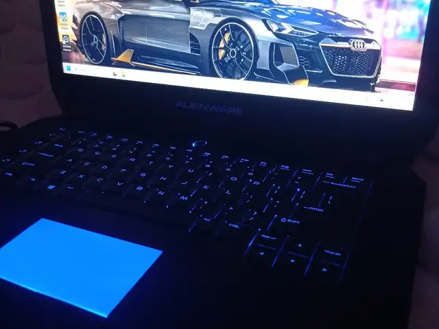Игровой ноутбук Dell Alienware 15 R2, Душанбе
