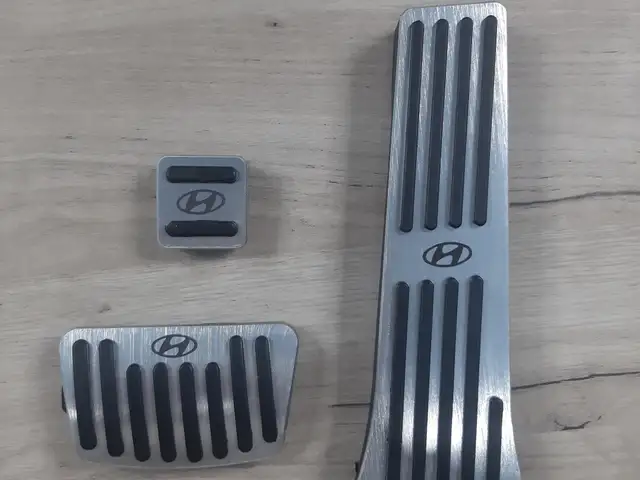 Педаль для Hyundai, Худжанд