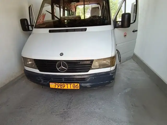 Mercedes-benz Sprinter 1997, Истаравшан