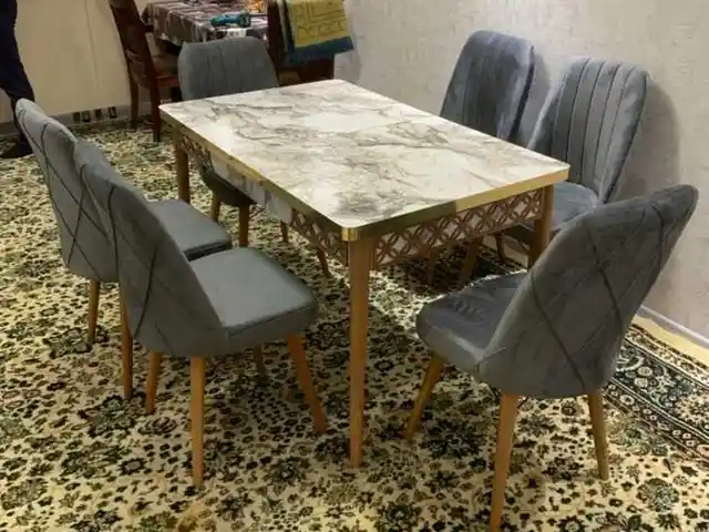 Стол и стулья, Душанбе