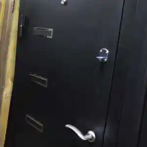 Железная дверь, Душанбе