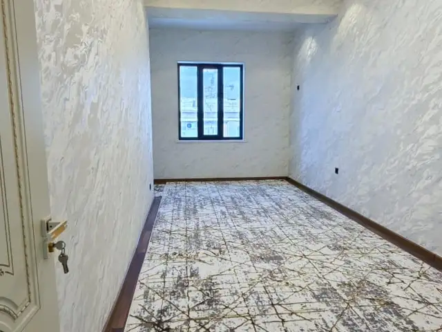 2-комн. квартира, 4 этаж, 73 м², 4 мк, Турсунзода