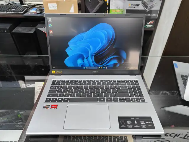 Ноутбук Acer ASpire A315 RYZEN 5-7520U DDR5 16GB/1TB Сенсорный, Душанбе