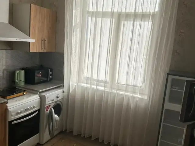 3-комн. квартира, 3 этаж, 85м², 31 мкр, Худжанд