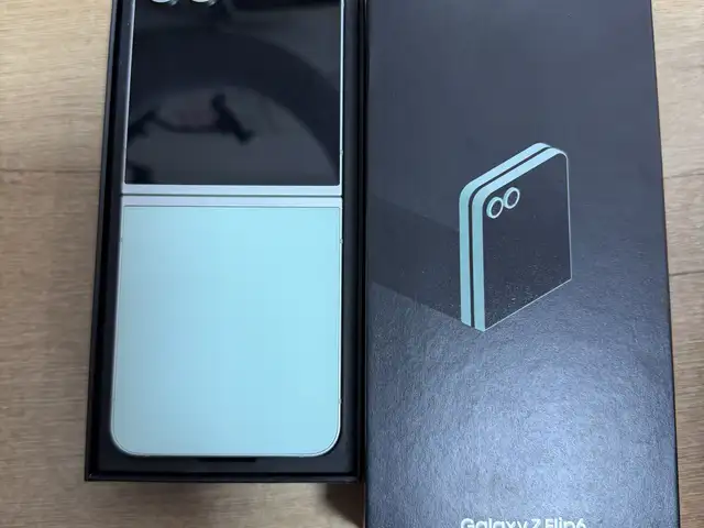 Samsung Galaxy Z Flip 6 512gb, Худжанд