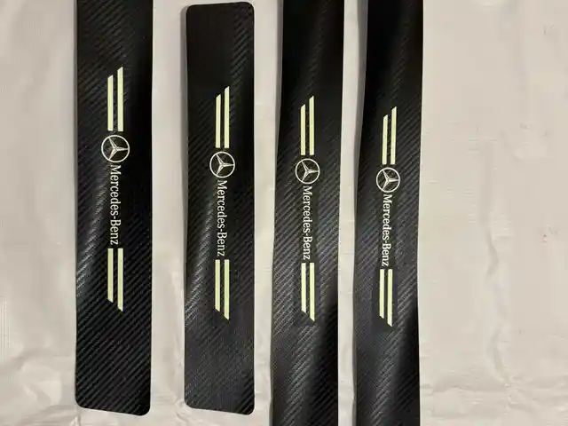 Защитная наклейка на пороги Mercedes-Benz, Душанбе