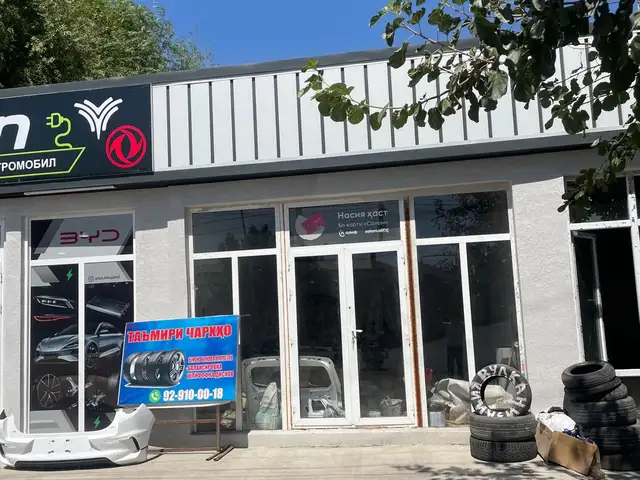 Помещение под магазин / салон, 27м², трасса шайхбурхон, Хуҷанд